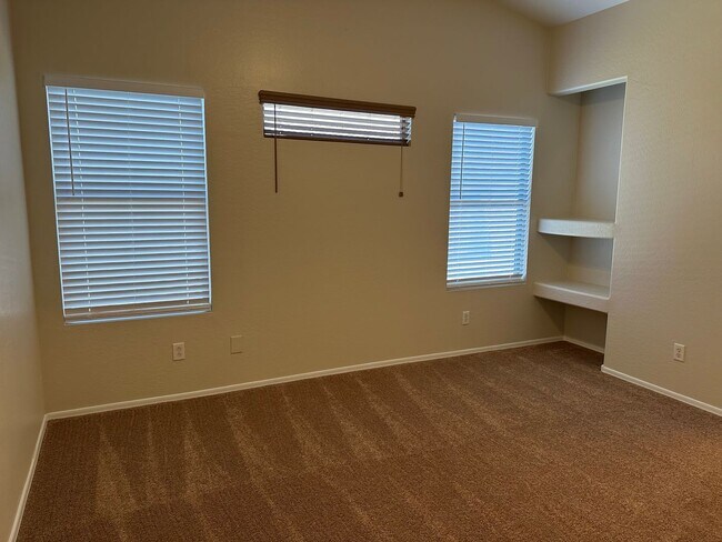 Building Photo - Great 3 bedroom 2 bath home -- COMING SOON