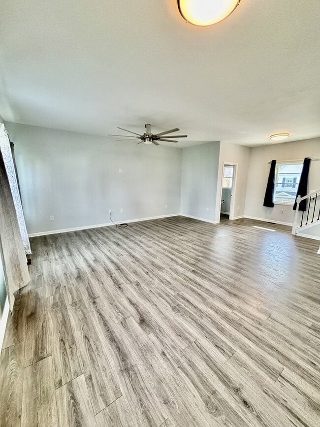 Building Photo - 104 Ida Marie Dr