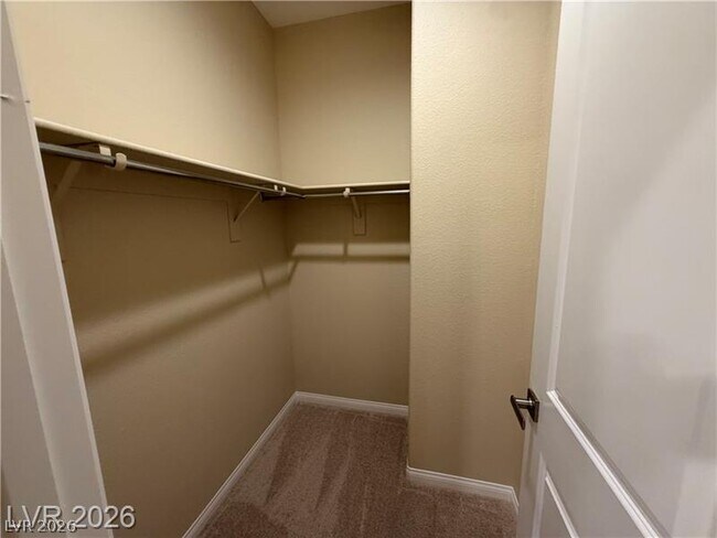 Building Photo - 1741 N Desert Foothills Dr