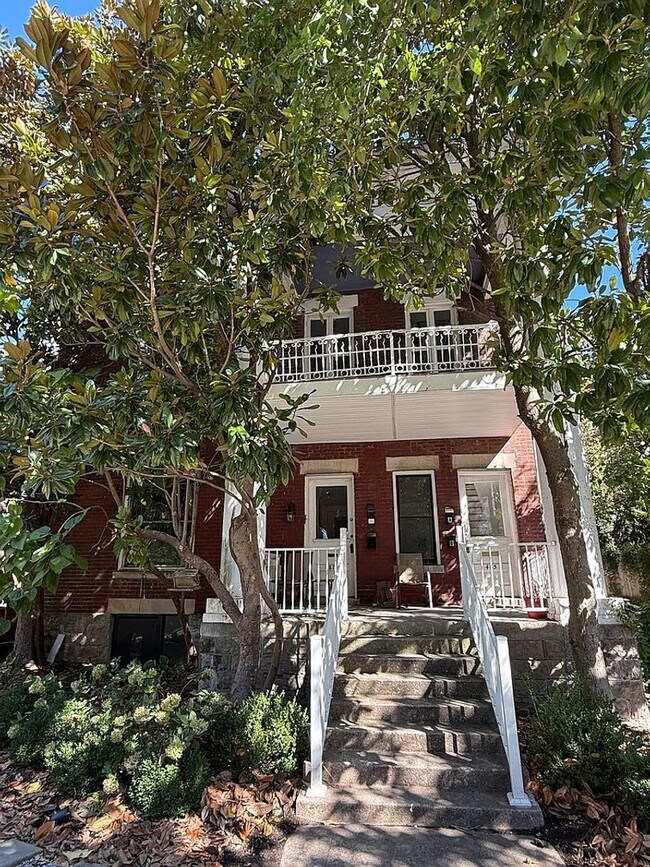 Building Photo - 485-487 W 3rd. St.