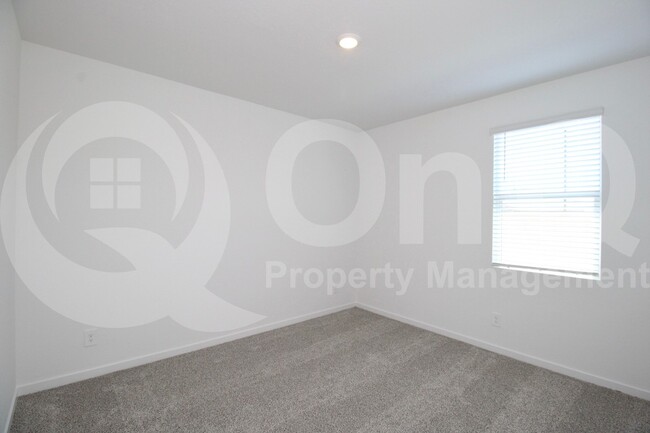 Building Photo - 183 S 176th Dr
