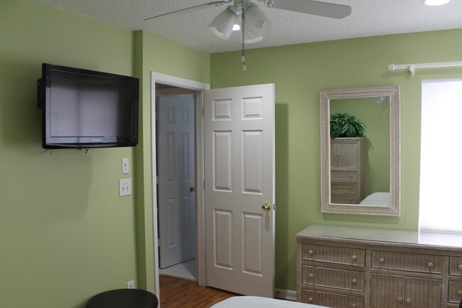 Building Photo - 1209 Ocean Dunes Cir