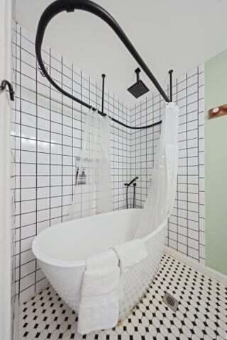 Building Photo - 513 Curlew Rd