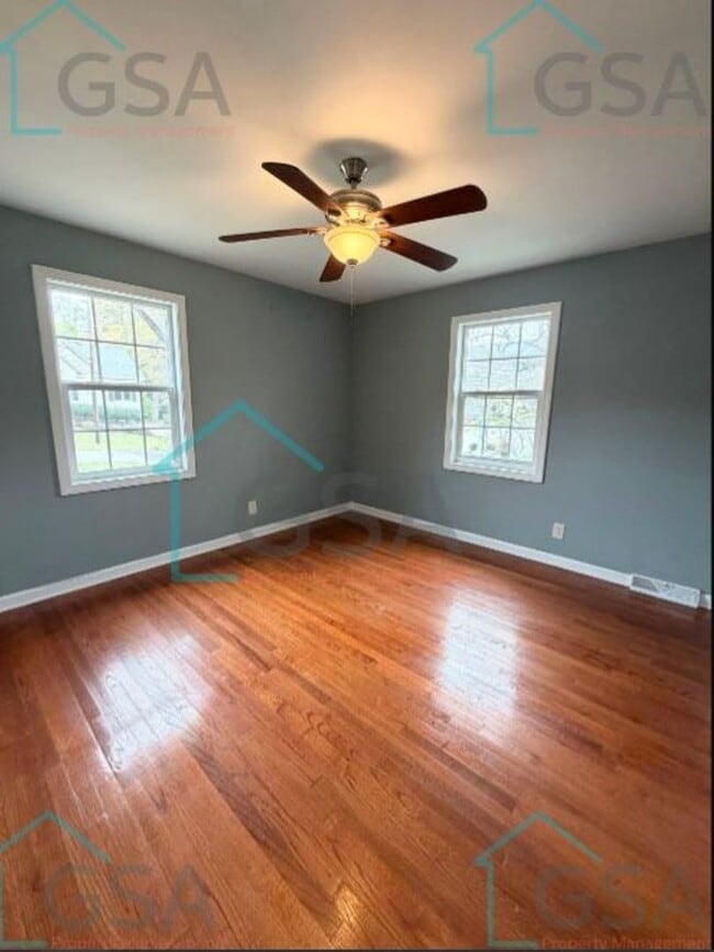 Building Photo - 106 Keowee Ave
