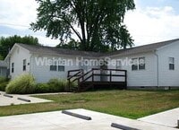 Building Photo - 518 W Murray St