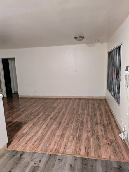 Building Photo - 1025 N Madison St