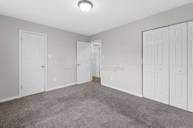 Building Photo - 17250 Raupp Rd
