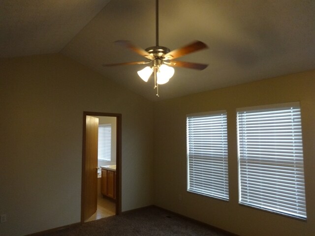 Building Photo - 5950 Paron Pl