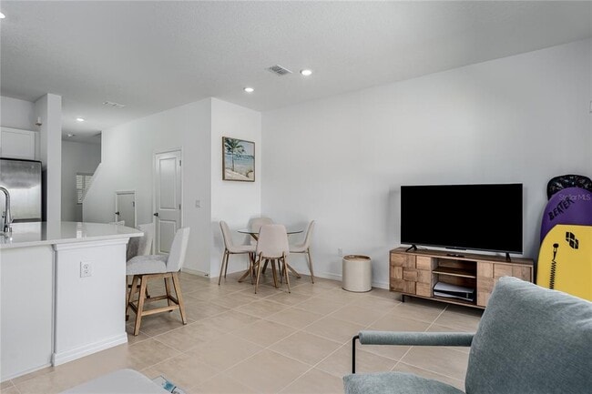 Building Photo - 6011 Whetstone Ct