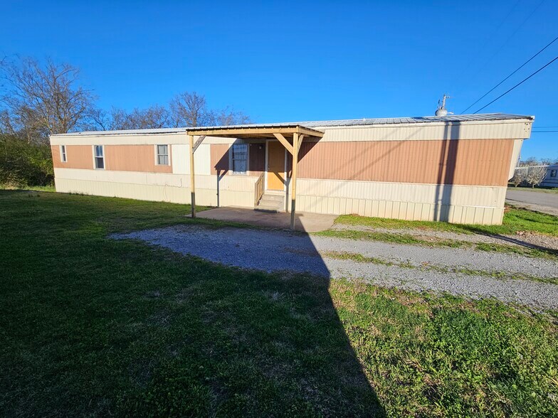 Building Photo - 607 Tater Peeler Rd