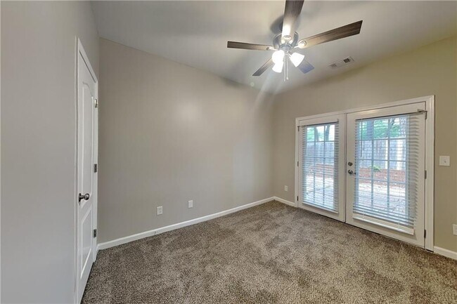 Building Photo - 331 Mirramont Ct