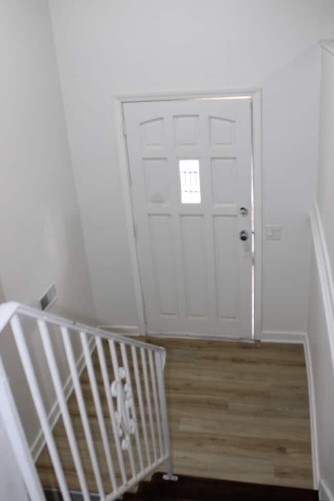 Building Photo - Spacious and inviting 5-bedroom, 2.5-bath home located in Kansas City, MO