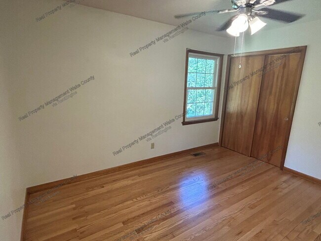 Building Photo - 7800 Penny Rd
