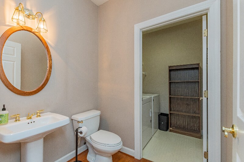 Building Photo - 101 St Charles Ct