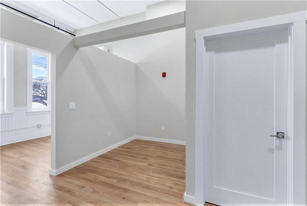 Building Photo - 72 Kendrick Ave