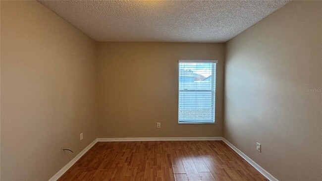 Building Photo - 252 Bramley Ct