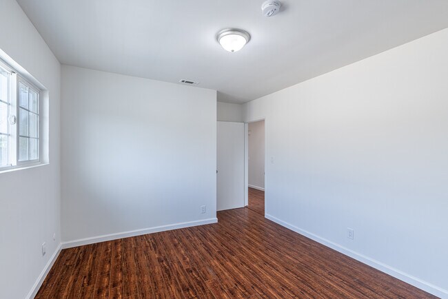 Building Photo - 8645 Hervey St