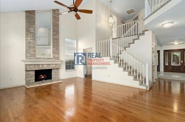 Building Photo - 10010 Irving St