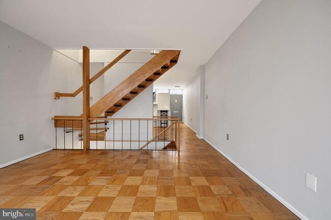 Building Photo - 302 N St SW