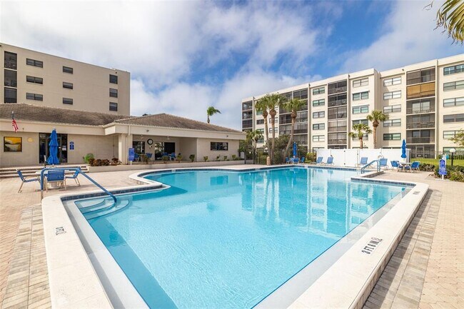 Building Photo - 1316 Pasadena Ave S