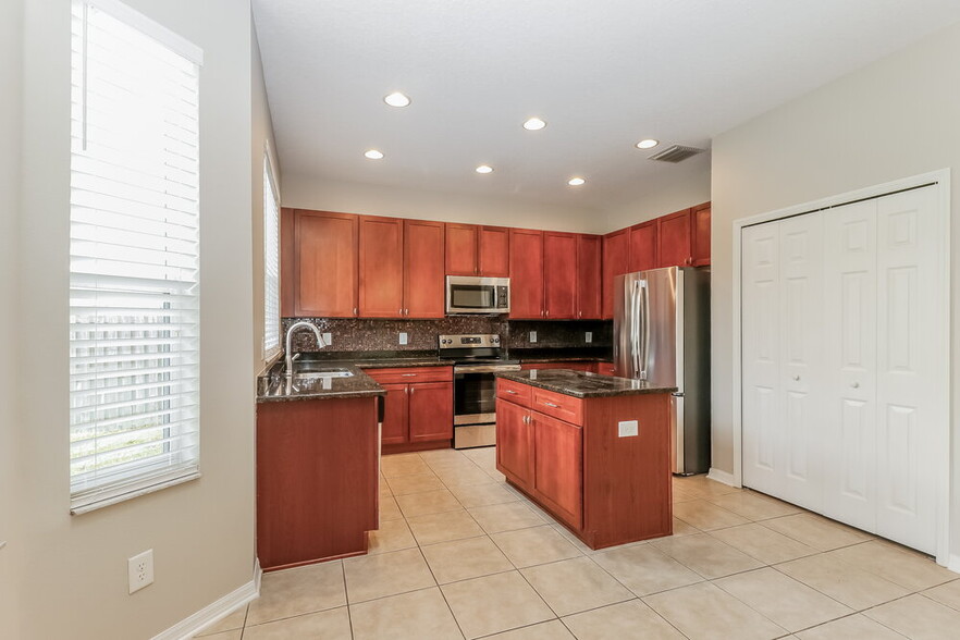 Building Photo - 18401 Dajana Ave