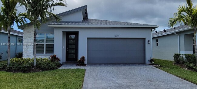 Building Photo - 11637 SW Lyra Dr.