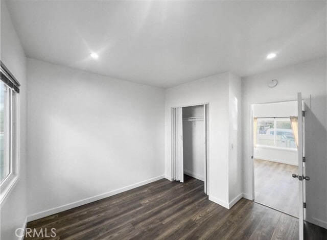 Building Photo - 11831 Hewes St