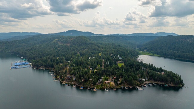 Building Photo - 623 W Florida Cir