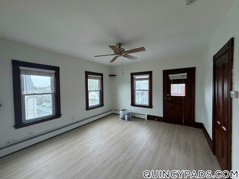 Building Photo - 80 Cranch St