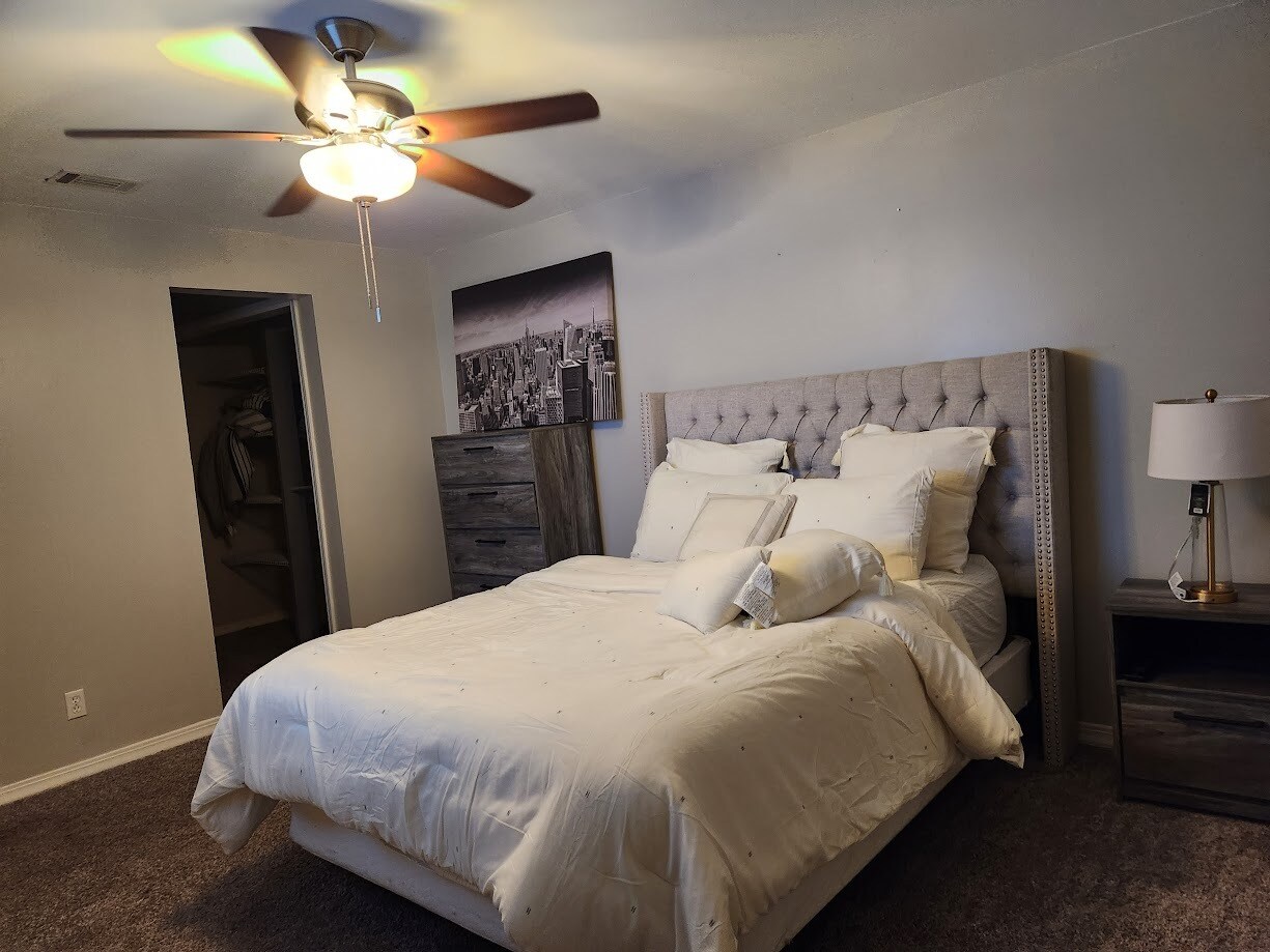 Primary Bedroom - 1713 El Camino Rd
