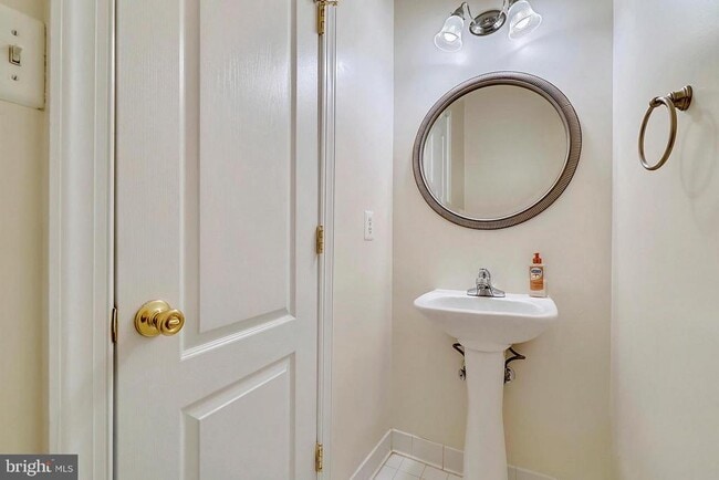 Building Photo - 8092 Genea Way