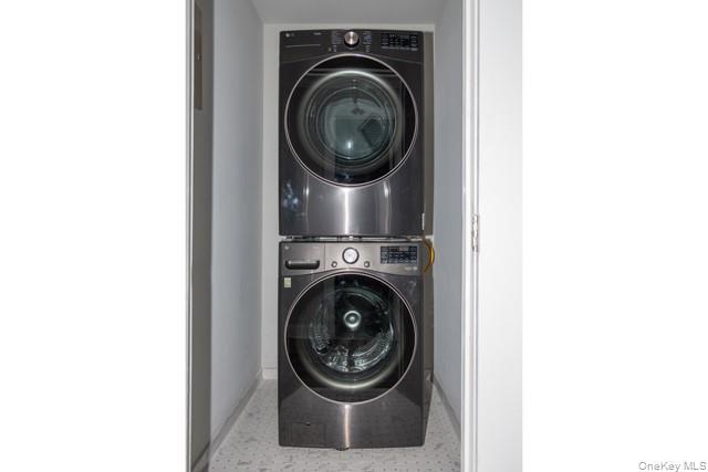 Building Photo - 26 Sunlight Walk