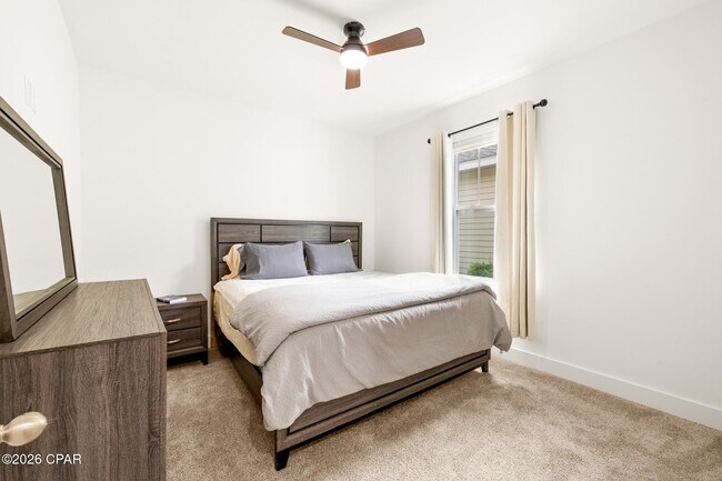 Building Photo - 455 Foxtail Wy
