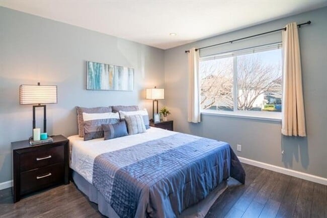 Building Photo - Beautifully Remodeled 2 Bedroom 1 Bath Condo in South San Jose!