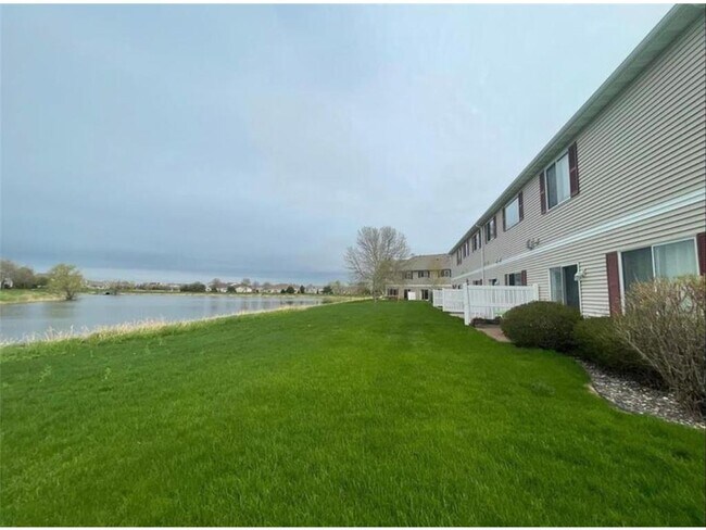 Building Photo - 10986 Isanti Ct NE