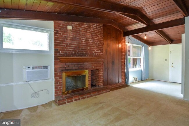 Building Photo - 3415 Gallows Rd