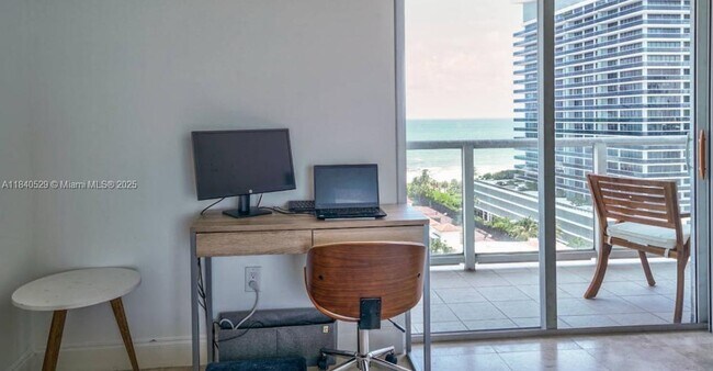 Building Photo - 5900 Collins Ave
