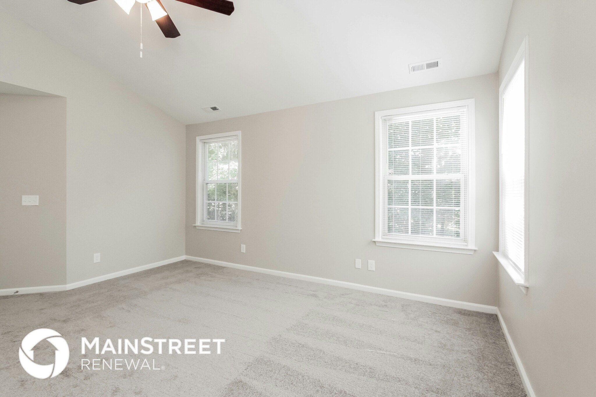 Building Photo - 6320 Spanish Moss Ln