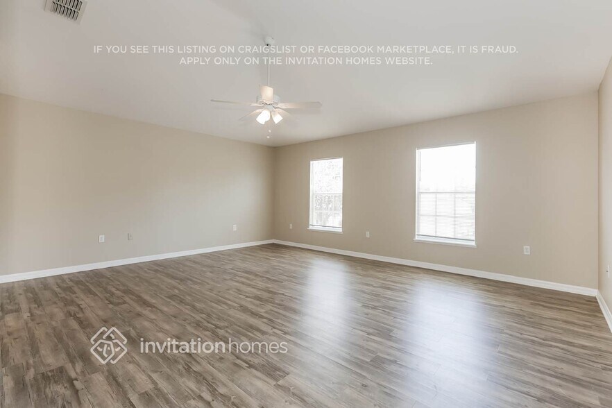 Building Photo - 1501 Alhambra Crest Dr