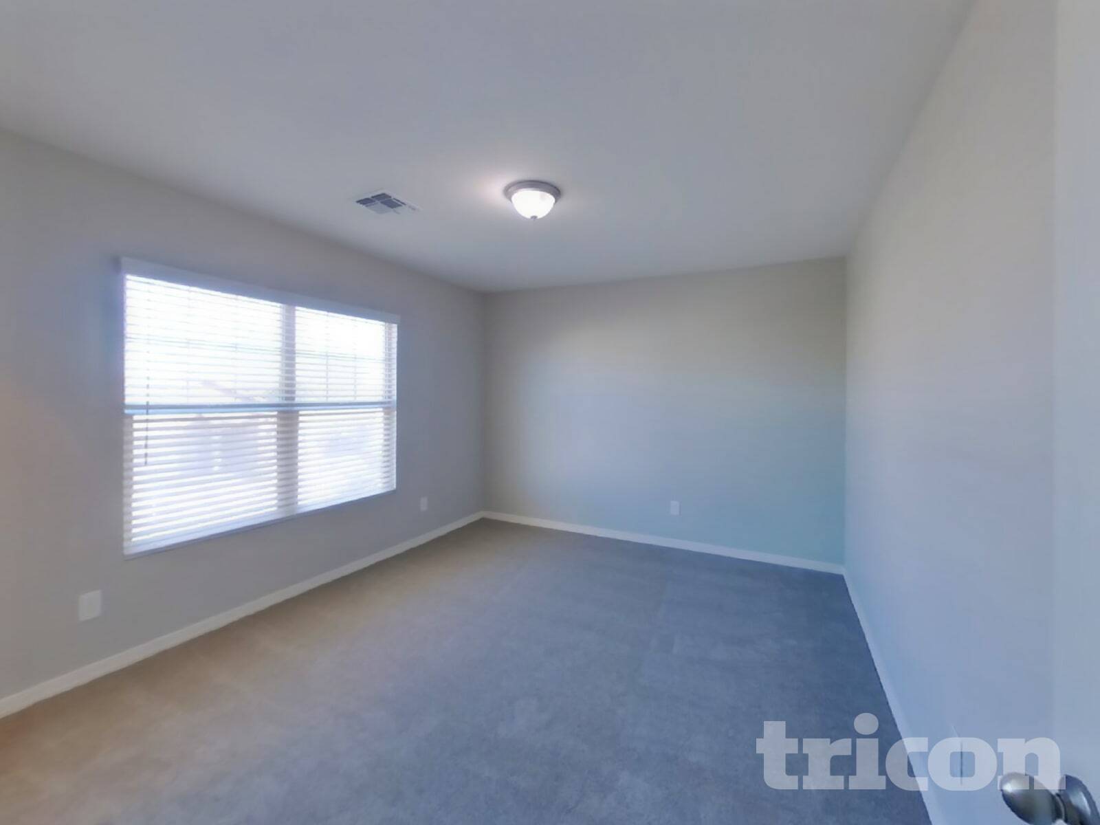 Building Photo - 4521 W Saddlebush Way