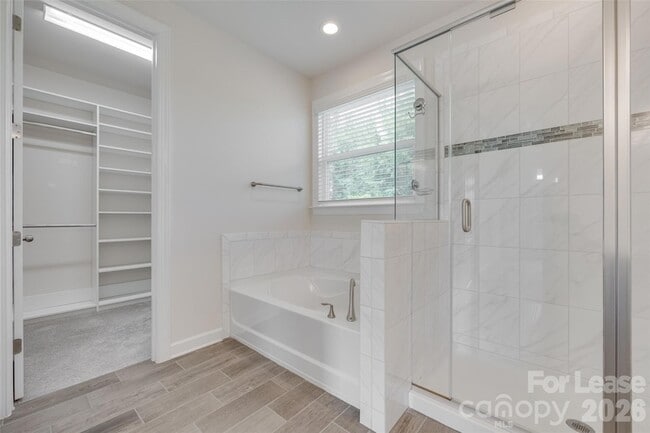 Building Photo - 421 Sandbar Pt