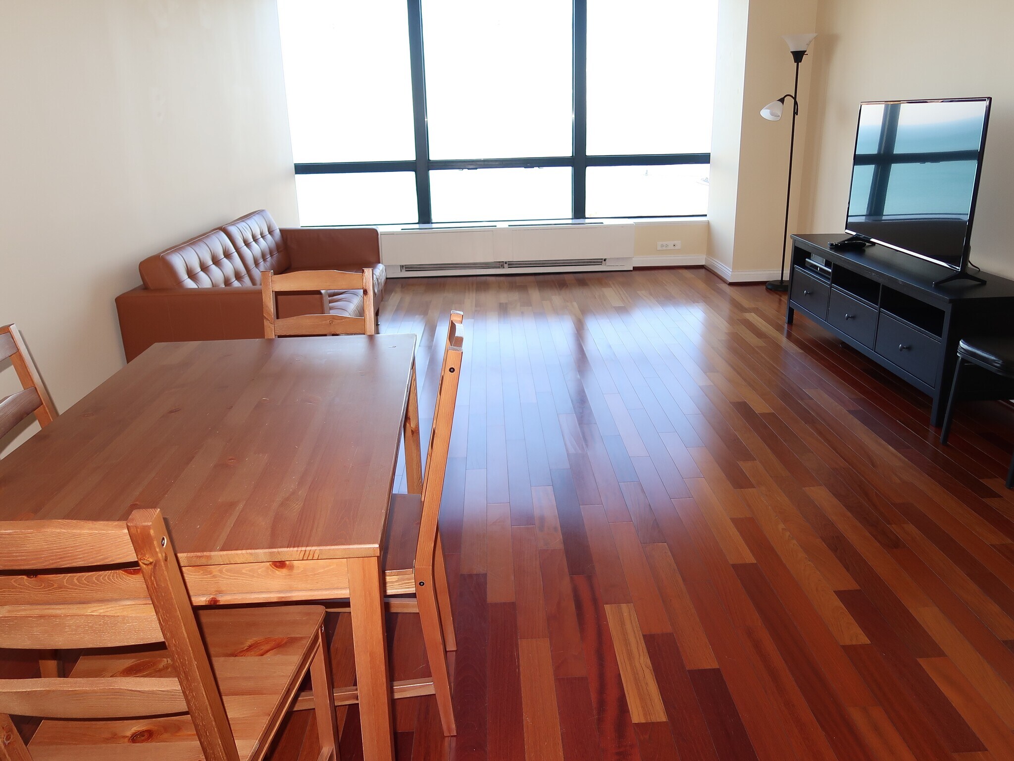 Building Photo - 5415 N Sheridan Rd