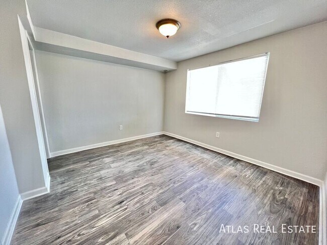 Building Photo - 1016 Magnolia St