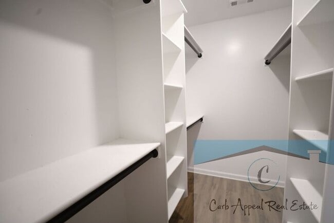 Building Photo - Move in special $800!! Luxury 2 bed, 1 bath duplex - recent construction!! Washer, dryer and inte...