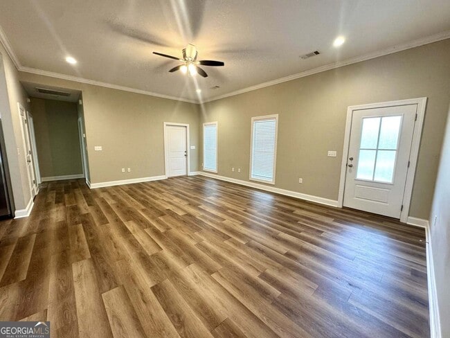 Building Photo - 613 Shady Grove Church Rd