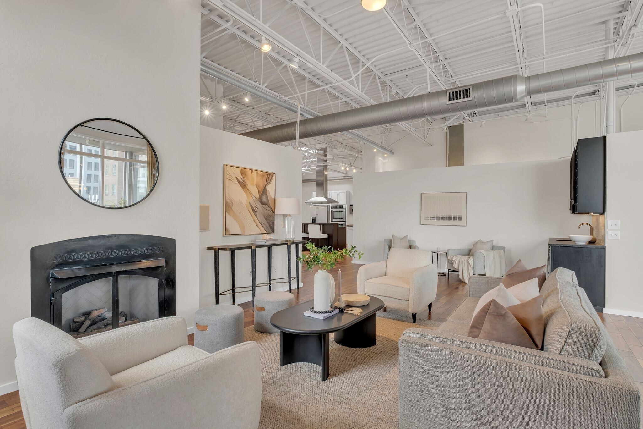 Building Photo - 309 Church St