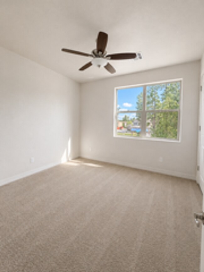 Building Photo - 2836 W Pico Del Monte Cir