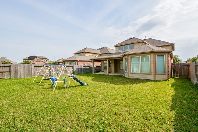 Building Photo - 8019 Cheyenne Hills Trail