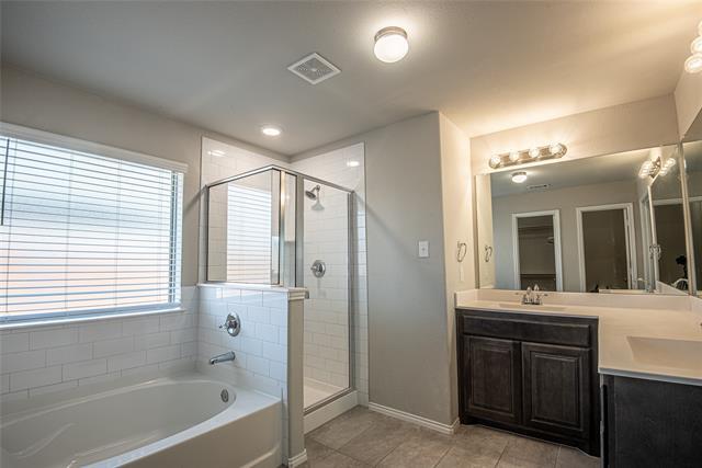 Building Photo - 1016 Deer Valley Dr