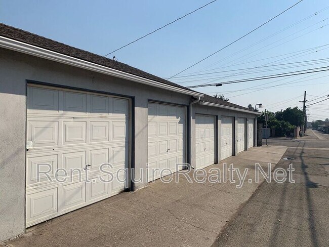 Building Photo - 901 N San Gabriel Ave